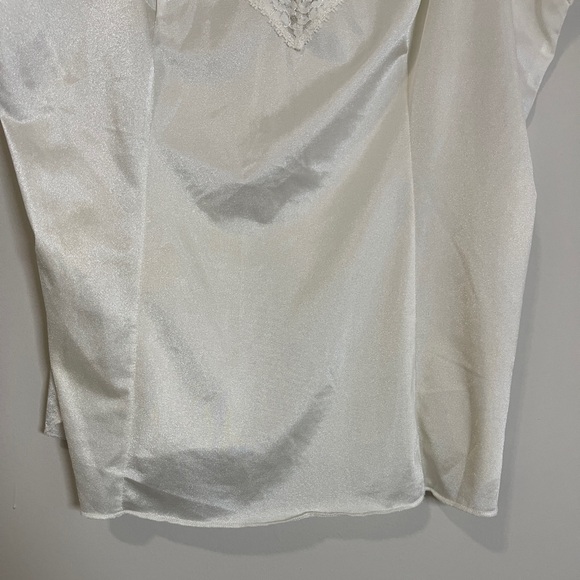 Olga Womens Lace Cami Top Size XL Cream Undershirt Loungewear Coquette - Picture 6 of 13